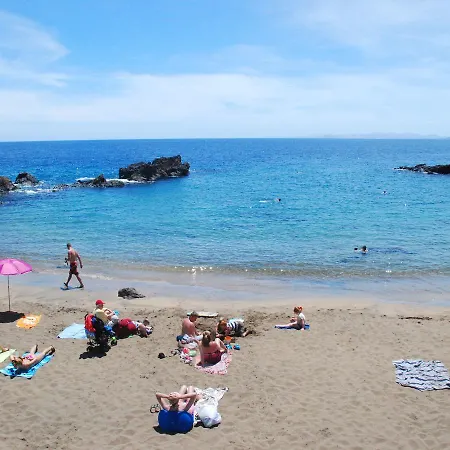 Апартаменти Cozy In Puerto Del Carmen With Swimming Pool Пуерто-дель-Кармен