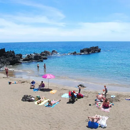 Cozy In Puerto Del Carmen With Swimming Pool Пуерто-дель-Кармен